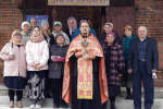 Пасхальный молебен отслужил в храме-часовне в честь прп. Тихона Калужского д. Ипатова Катайского муниципального округа настоятель иеромонах Софроний (Григорьев)
